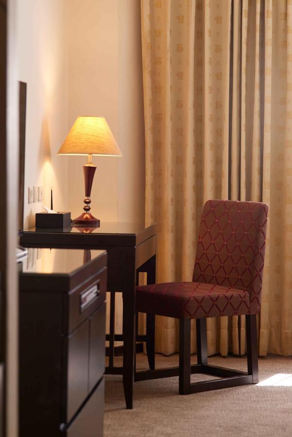 Gala Hotel Taipei Extérieur photo